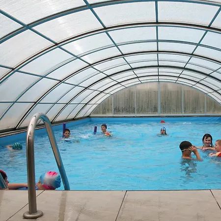 Aldeamento Turístico Piramida I *