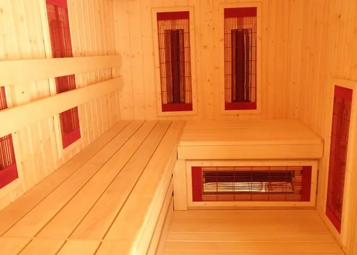 Kompleks wypoczynkowy Piramida I *